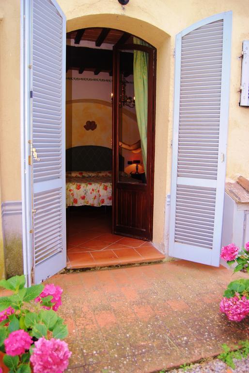 Il Colombaio, Siena -Appartamenti E Camere- Isola d'Arbia Chambre photo