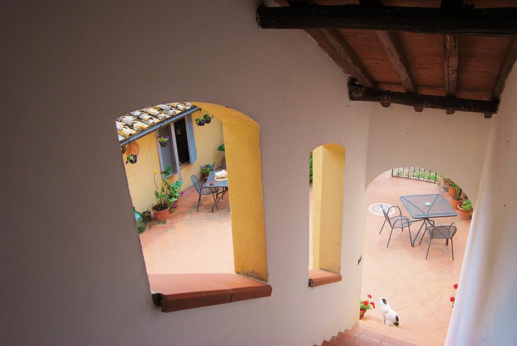 Il Colombaio, Siena -Appartamenti E Camere- Isola d'Arbia Extérieur photo