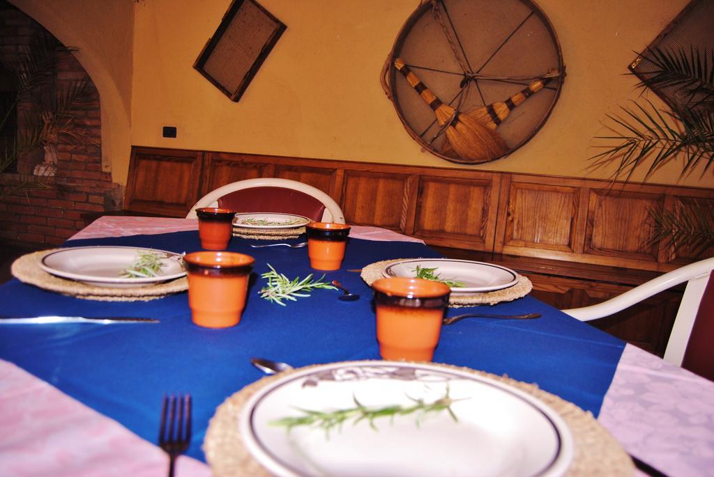 Il Colombaio, Siena -Appartamenti E Camere- Isola d'Arbia Extérieur photo
