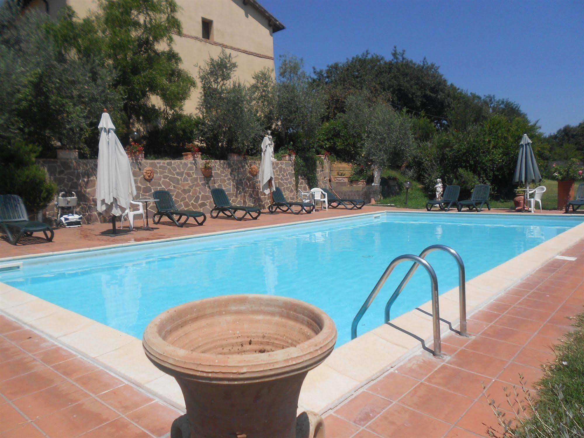 Il Colombaio, Siena -Appartamenti E Camere- Isola d'Arbia Extérieur photo
